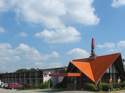 Red Carpet Inn