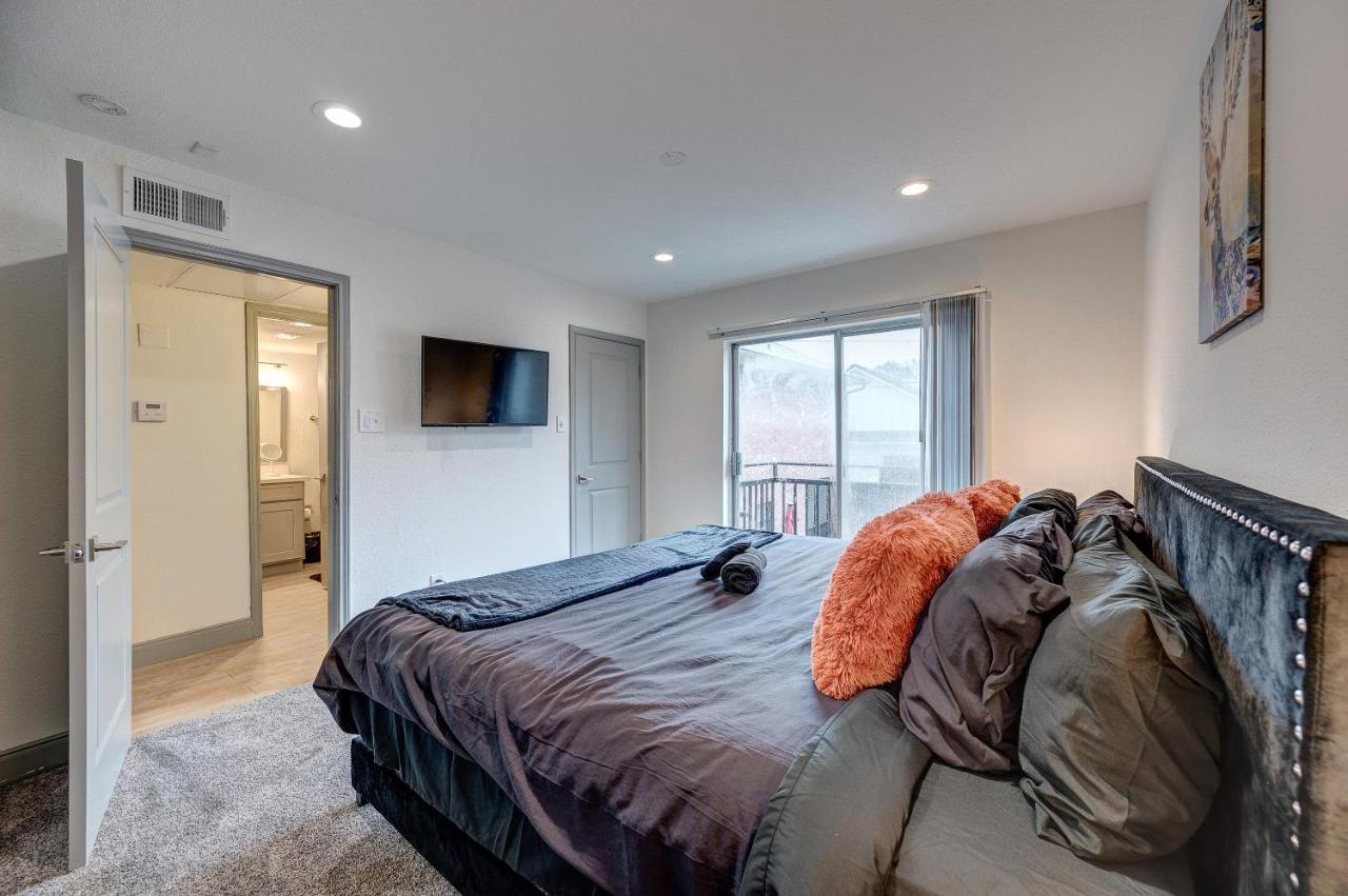 Trendy Midtown Apt, Walk To Shops & Sites, Pets Ok *