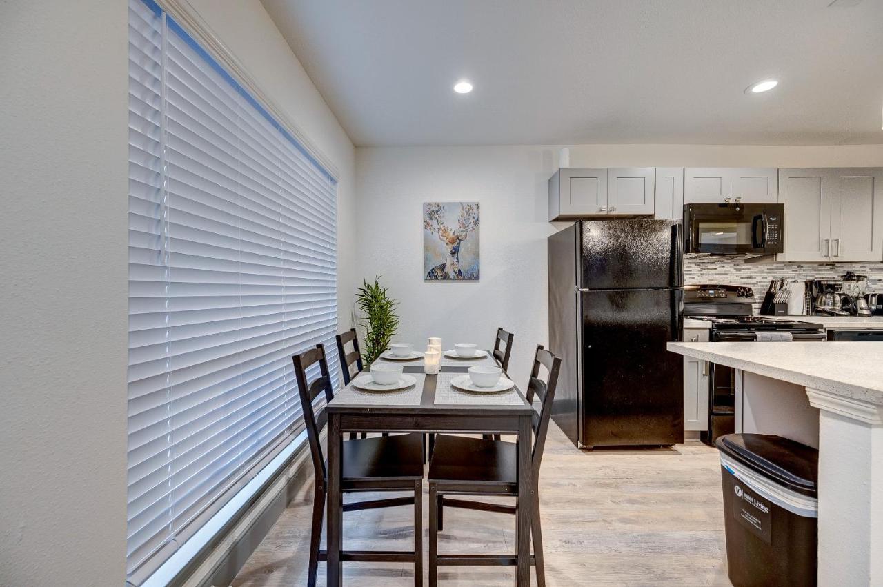 Trendy Midtown Apt, Walk To Shops & Sites, Pets Ok Apartment Houston