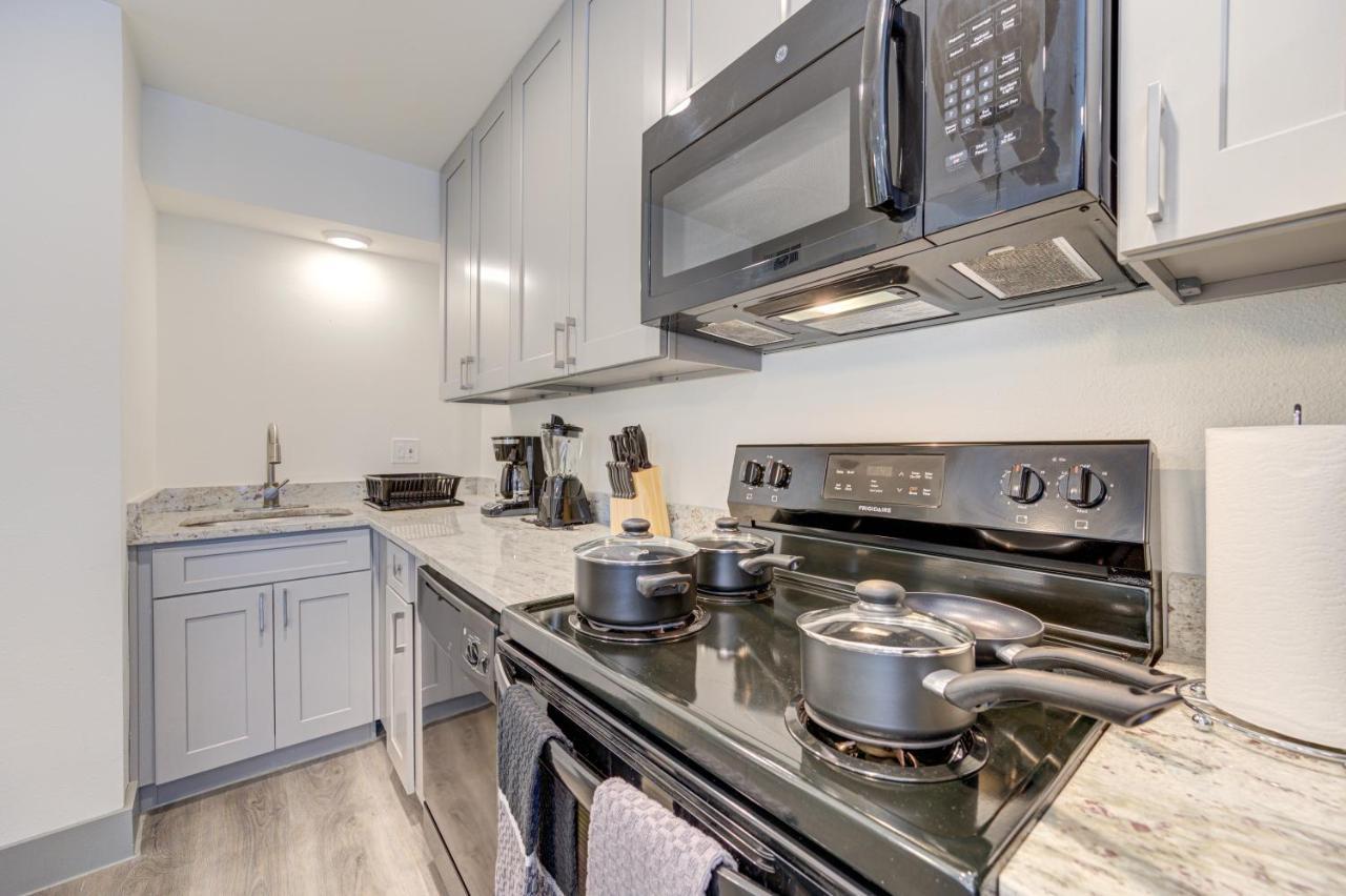 Trendy Midtown Apt, Walk To Shops & Sites, Pets Ok * Houston