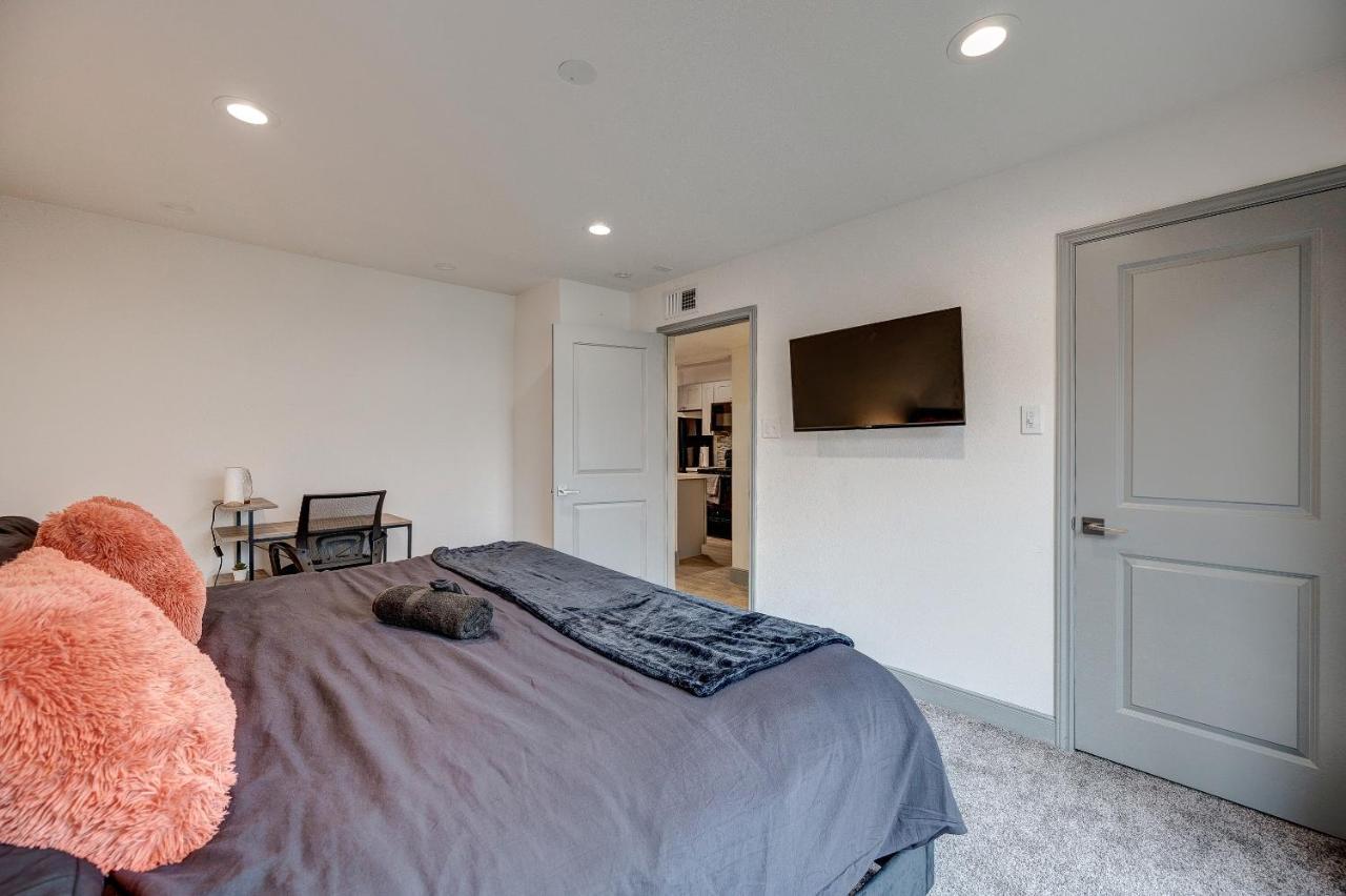 Trendy Midtown Apt, Walk To Shops & Sites, Pets Ok