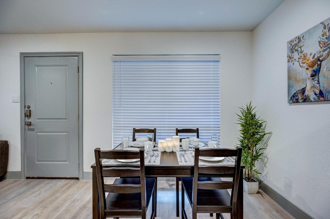 Trendy Midtown Apt, Walk To Shops & Sites, Pets Ok * Houston
