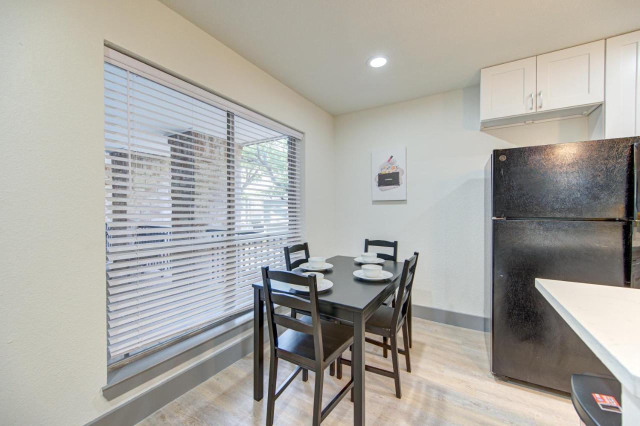 Trendy Midtown Apt, Walk To Shops & Sites, Pets Ok Houston