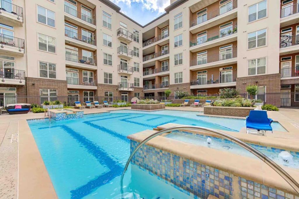 Apartment Trendy Downtown 1bd/freeparking/wi-fi/pool Houston