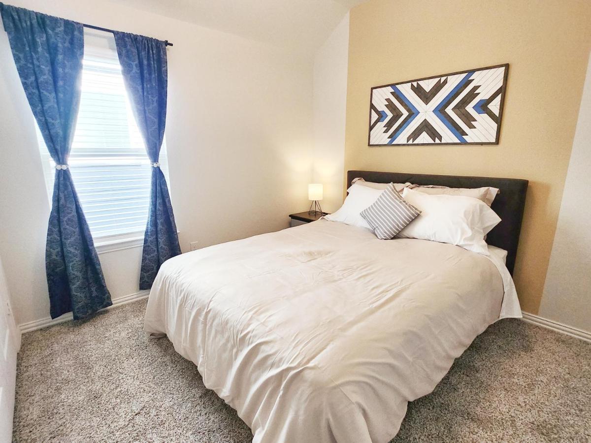 Homestay Anderson Lake By Ion Near Downtown Med Center Nrg Stadium Beltway 8 Houston
