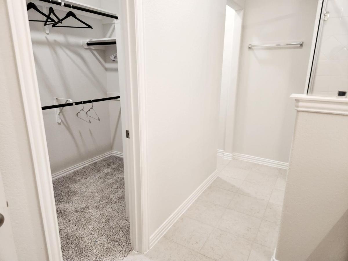 Anderson Lake By Ion Near Downtown Med Center Nrg Stadium Beltway 8