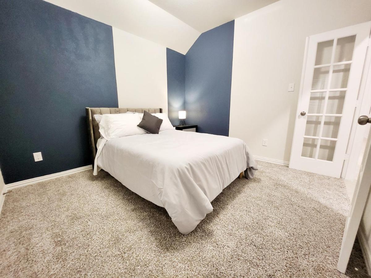 Anderson Lake By Ion Near Downtown Med Center Nrg Stadium Beltway 8 Houston