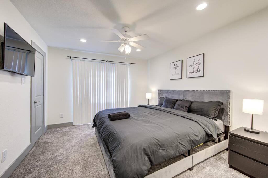 Trendy In Midtown, Walk To Shops & Sites, Pets Ok Houston