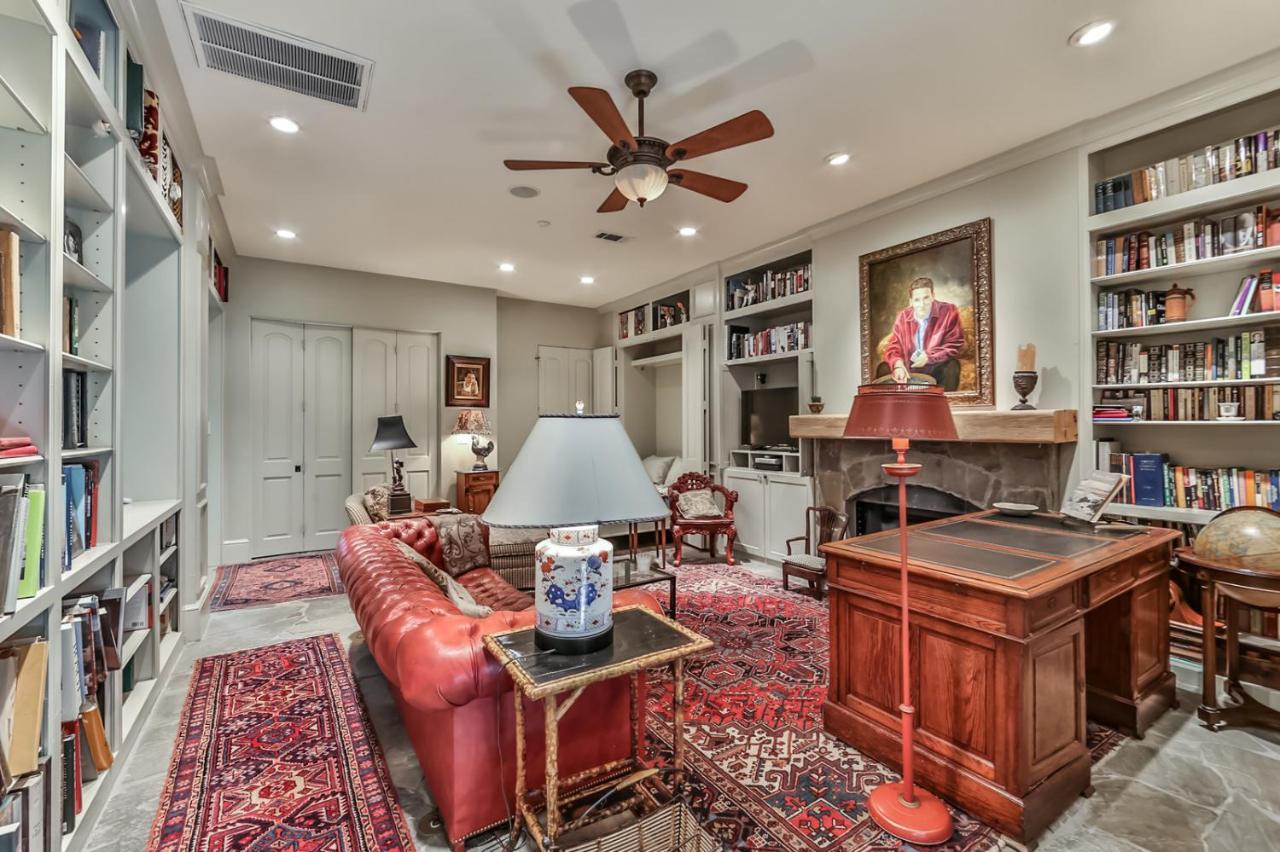 Elegant French Patio With Private Pool Villa Houston