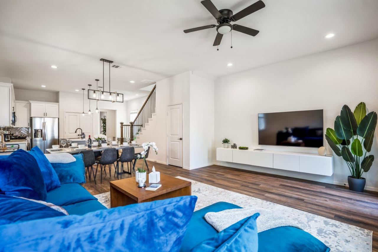 Holiday home Luxury Gated 4bds 3 Full Baths 5 Tvs King 7min To Downtown