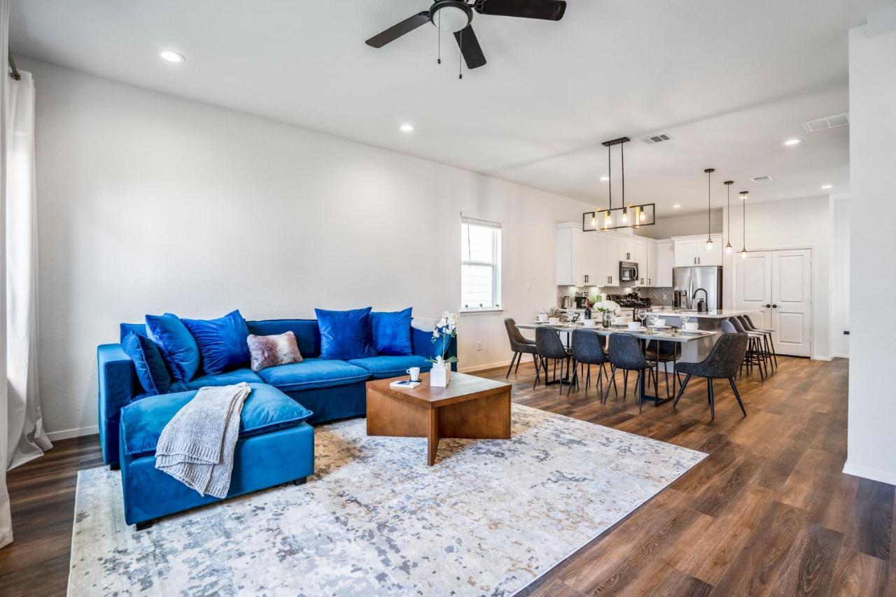Luxury Gated 4bds 3 Full Baths 5 Tvs King 7min To Downtown