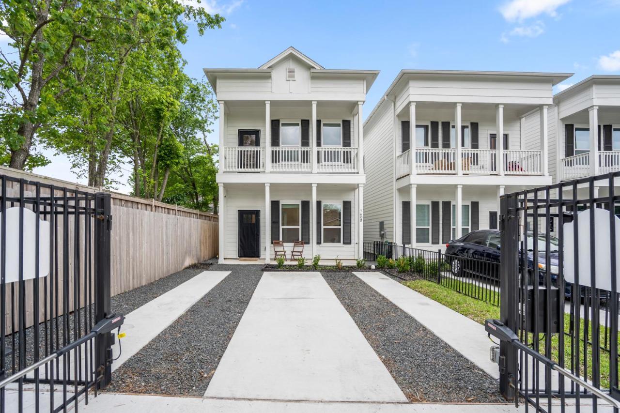 Holiday home Luxury Gated 4bds 3 Full Baths 5 Tvs King 7min To Downtown