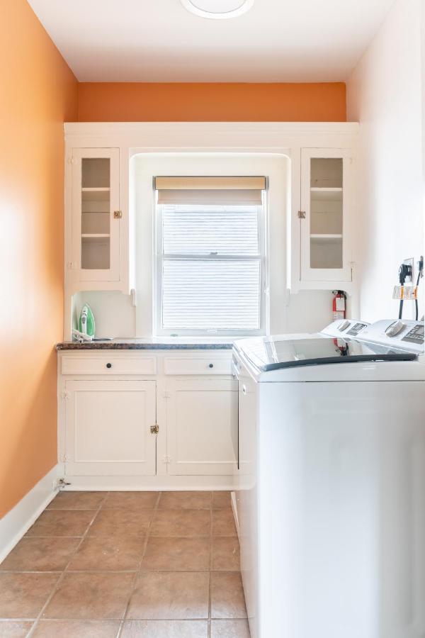 Spacious Private 2 Bedroom Workplay Apt Near Med Ctr, Nrg, Downtown