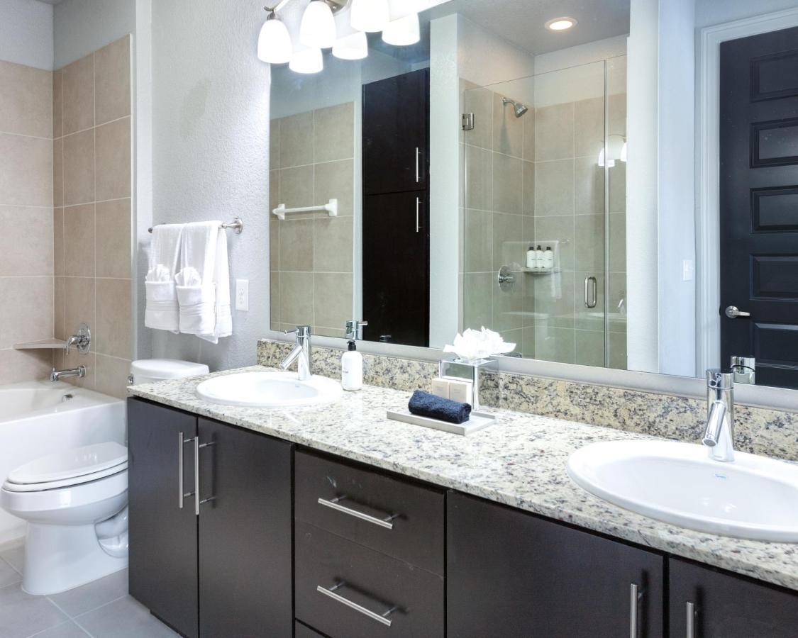 Apartment Locale At The Galleria -