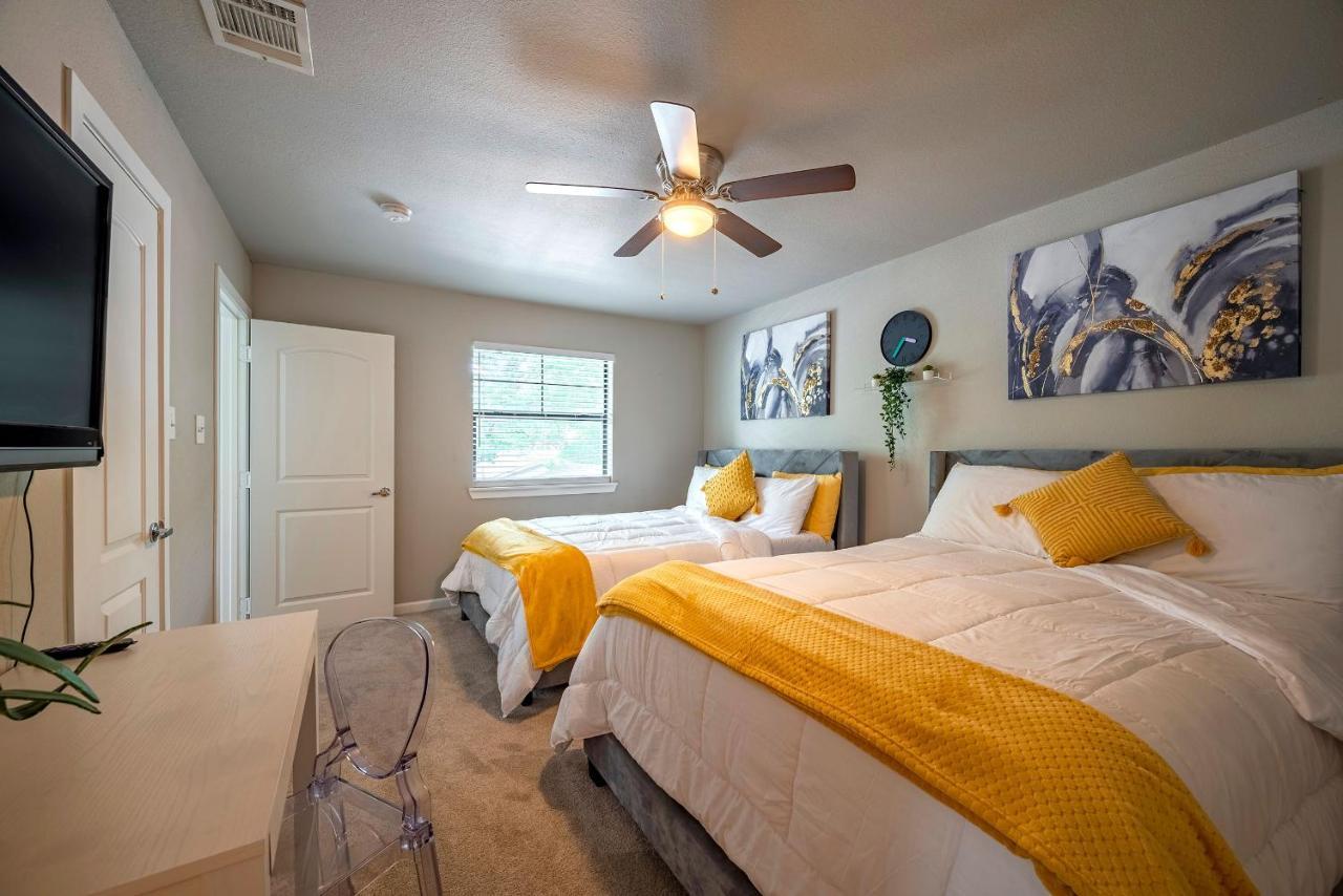 Apartment 2 Stylish 3br Galleria-downtown Free Parking Houston