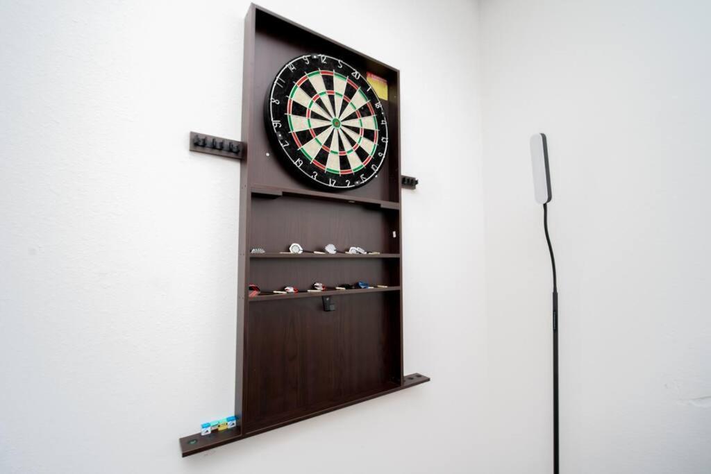 Fabulous Vacation 4 Bdrm W/pool Table
