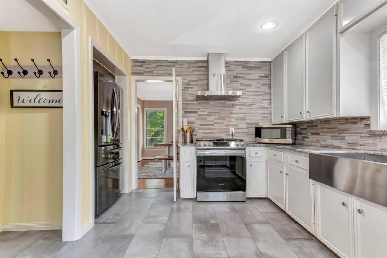 Holiday home The Oasis At West U 1mi 2 Medcenter Nrg W Pool&spa Houston
