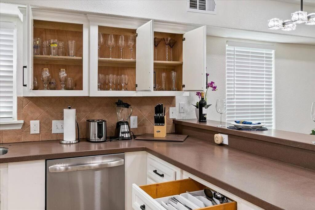 Lucky House - Tranquility In The Middle Of - Tv In Every - 300 M2 Holiday home *