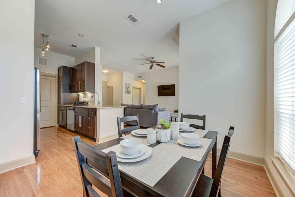 Cozy Nrg Pool,wi-fi, Free Parking, Petsok! Houston