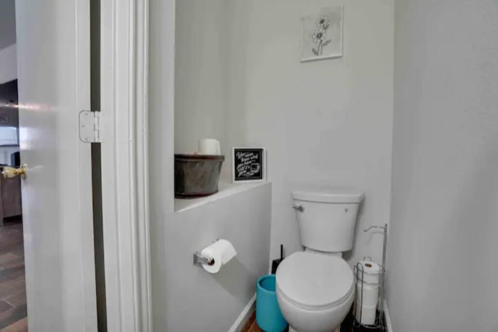 Fabulous Vacation 4 Bdrm W/pool Table *