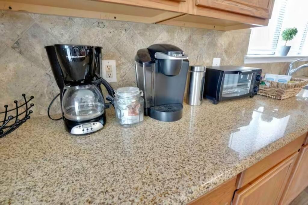 Holiday home Fabulous Vacation 4 Bdrm W/pool Table *