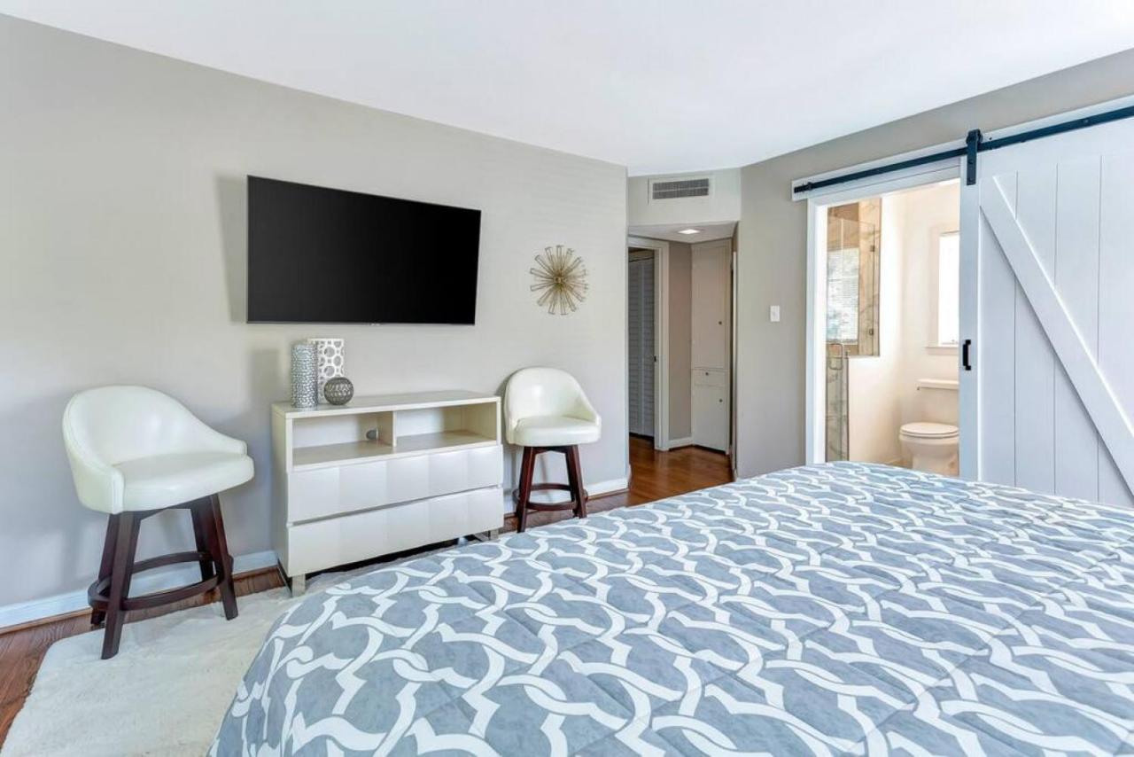 Holiday home The Oasis At West U 1mi 2 Medcenter Nrg W Pool&spa