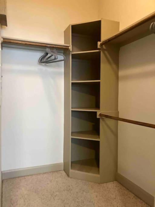 Heart Of Nrg And Medical Center Apartment