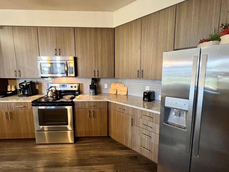 Enchanting Luxury 2/2 Amenities