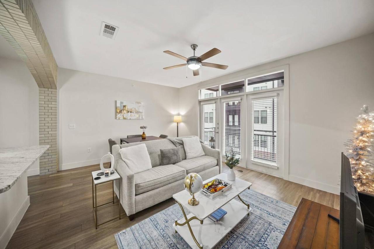 Modern And Comfy In Post Oak Galleria * Houston