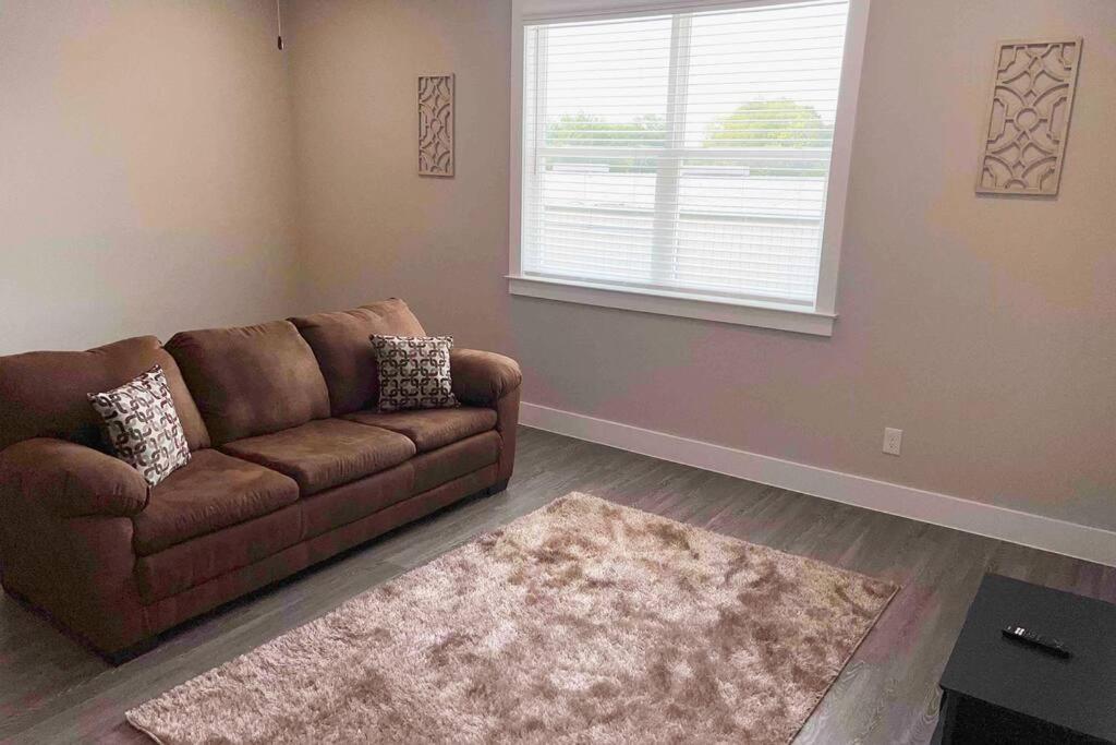 Apartment Welcome To Our Spacious 2-bedroom 2-bathroom Located In The Of Houston, Texas! Houston