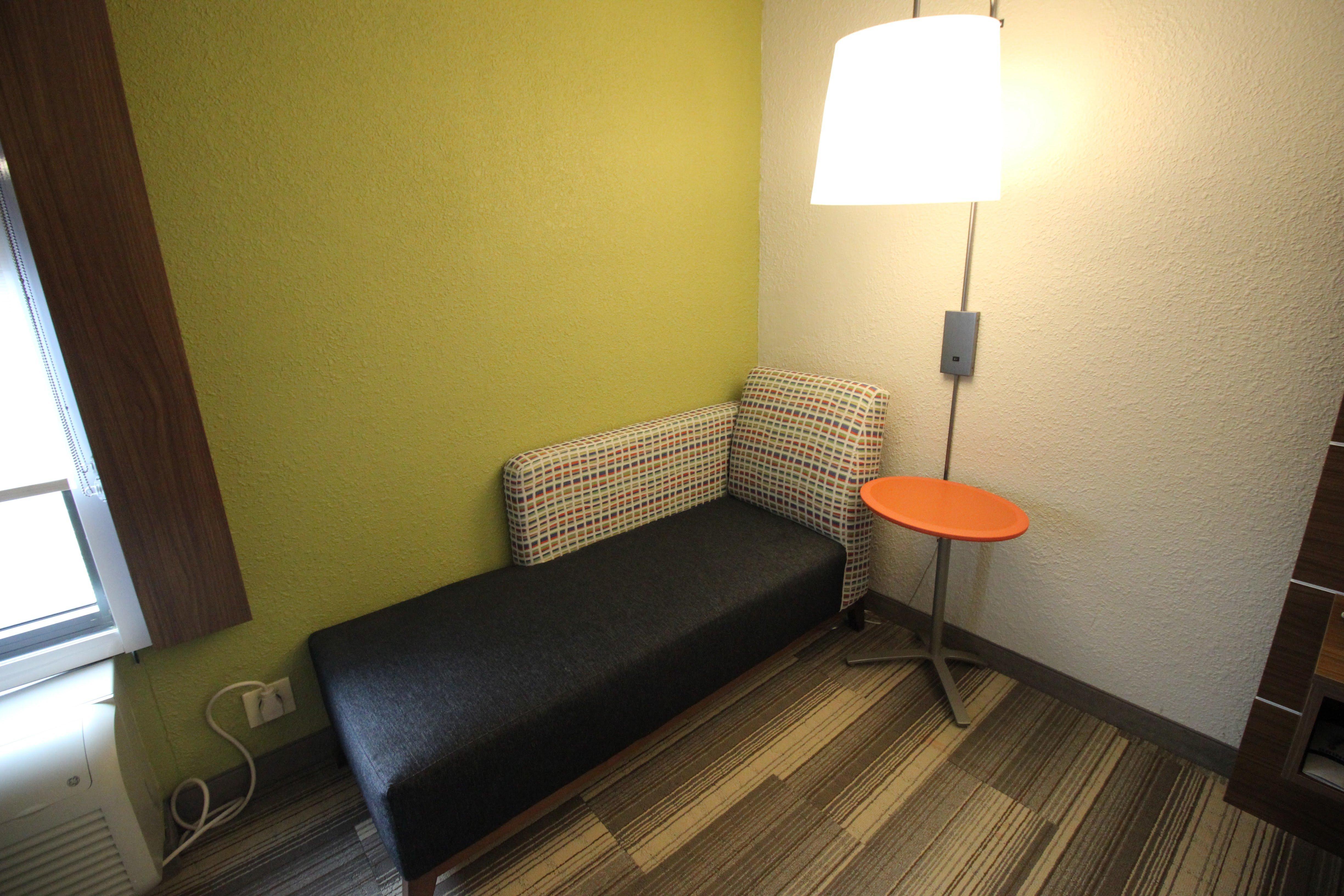Holiday Express & - Memorial Park Area By Ihg
