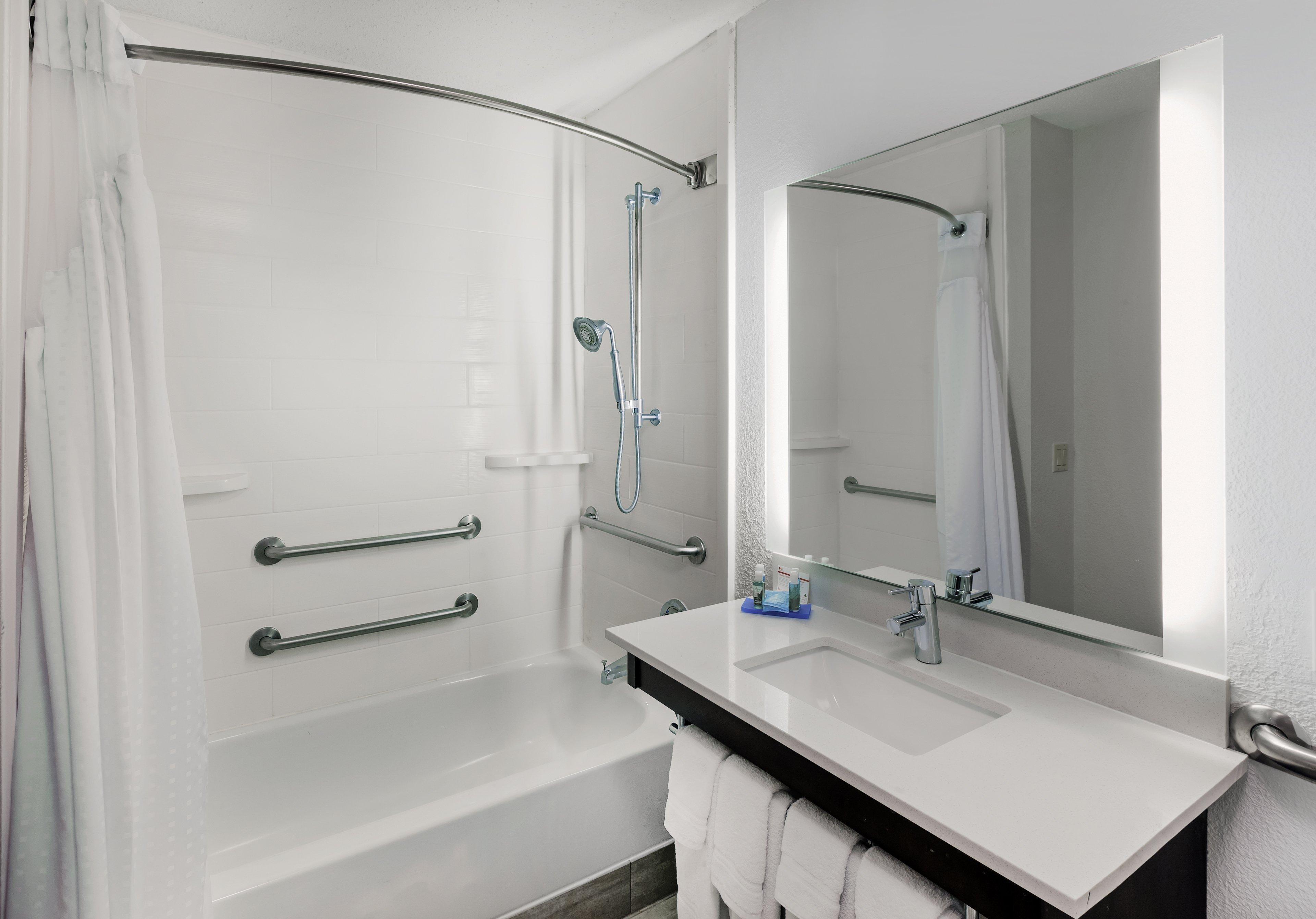 Holiday Express & - Memorial Park Area By Ihg