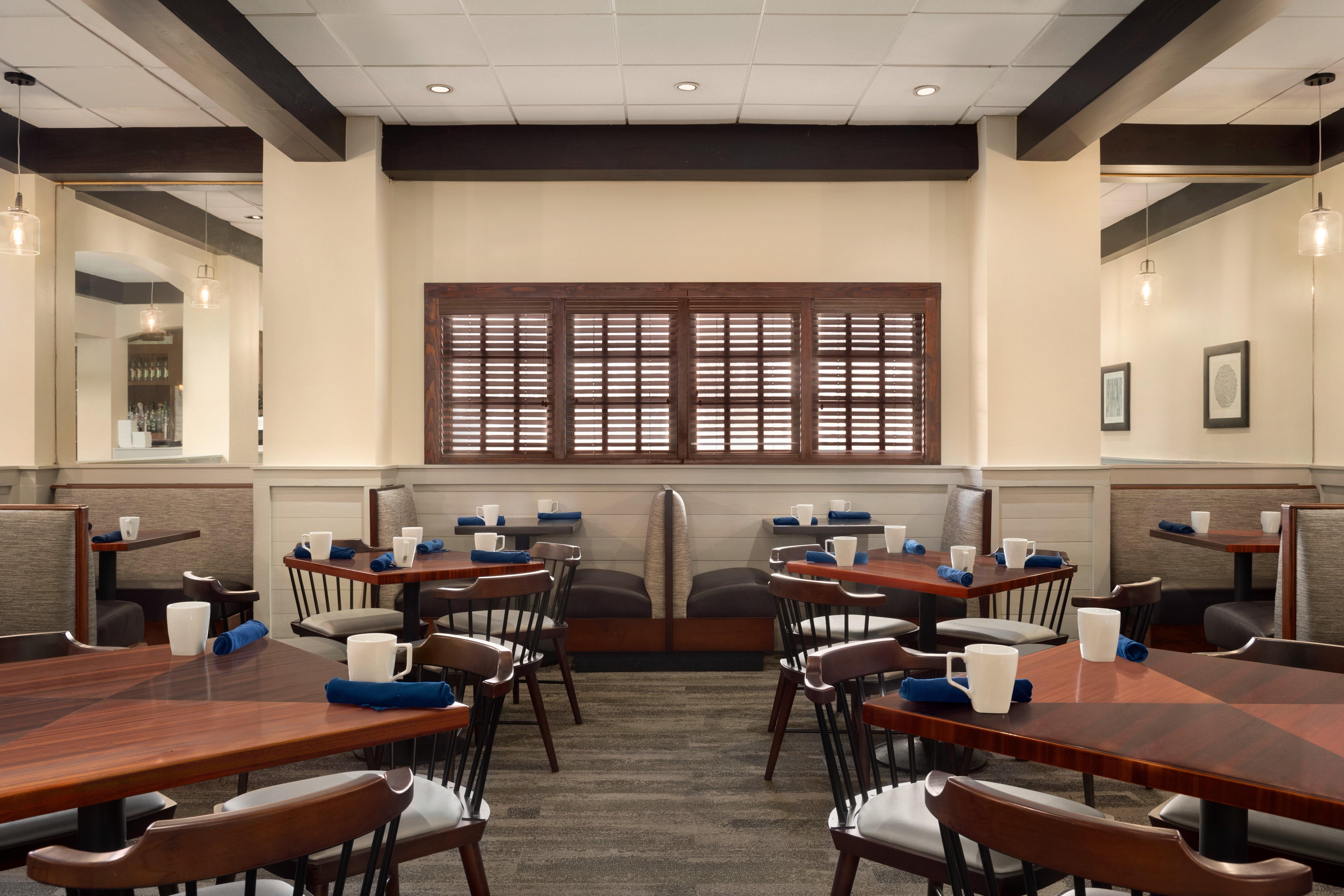 Intercontinental Airport By Ihg 3*