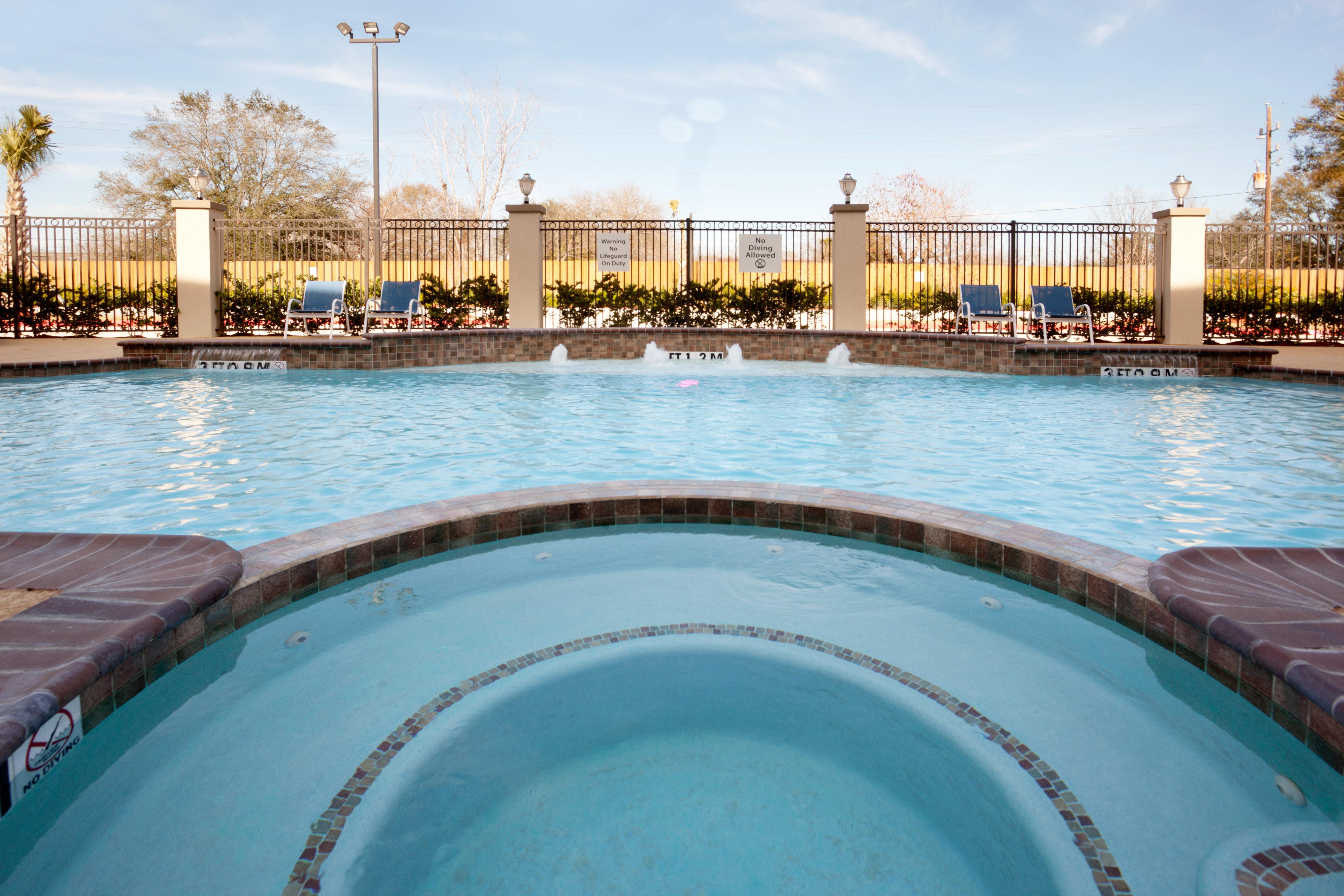 Hotel Express & Nw Beltway 8-west Road By Ihg 2*
