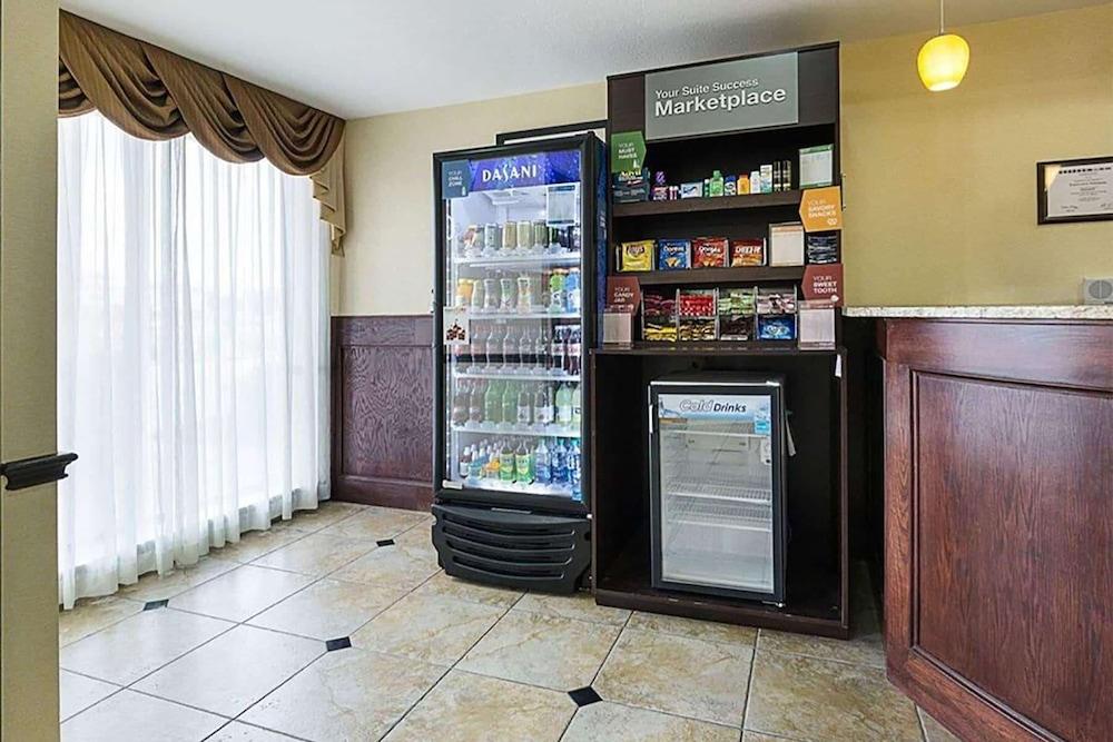 Days & By Wyndham / West Energy Corridor 3* Houston