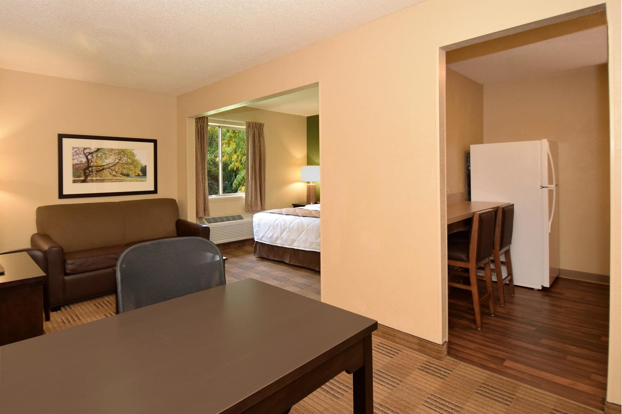 Extended America - - Northwest - Hwy 290 - Hollister Hotel Houston