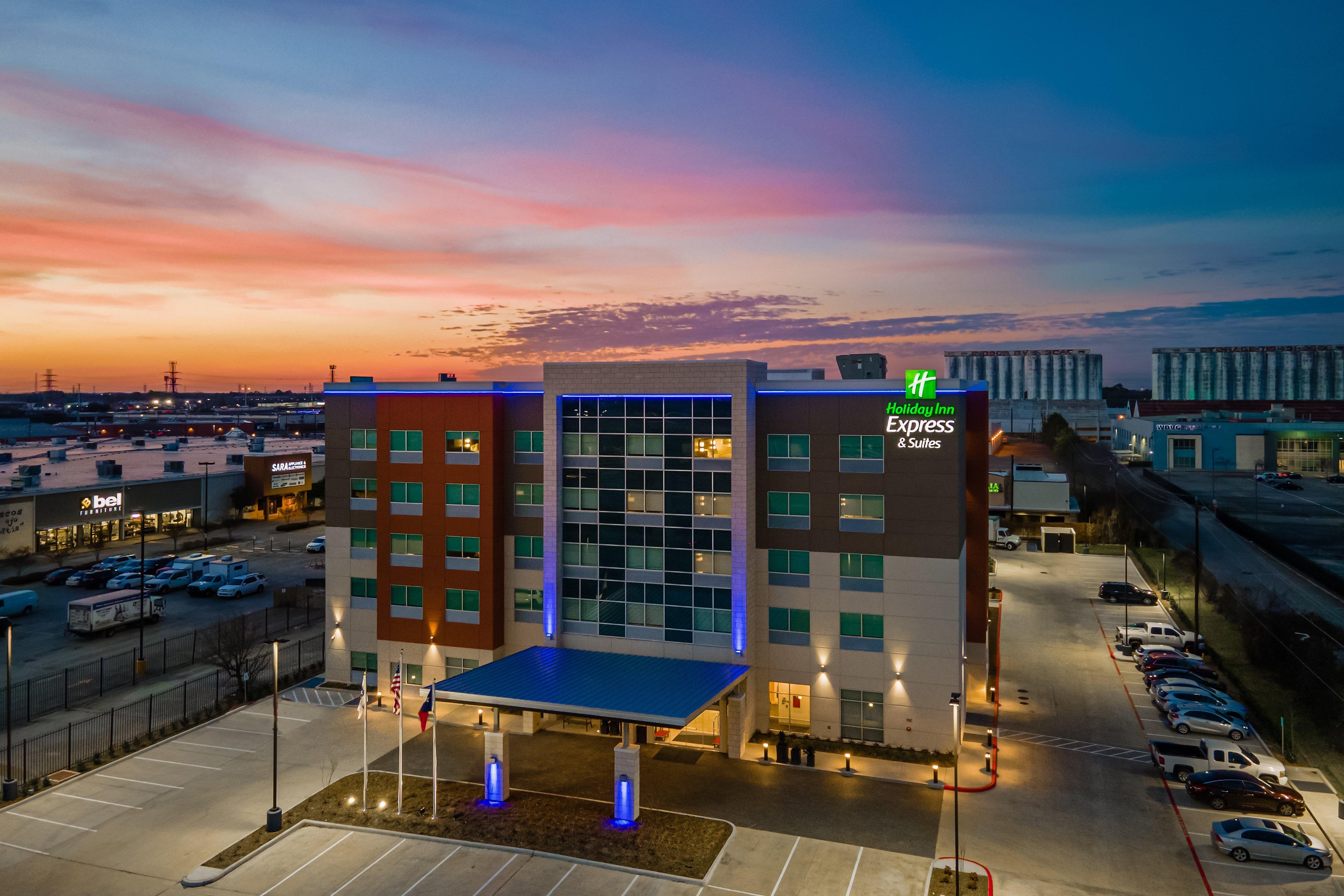 Express & Memorial - Citycentre By Ihg
