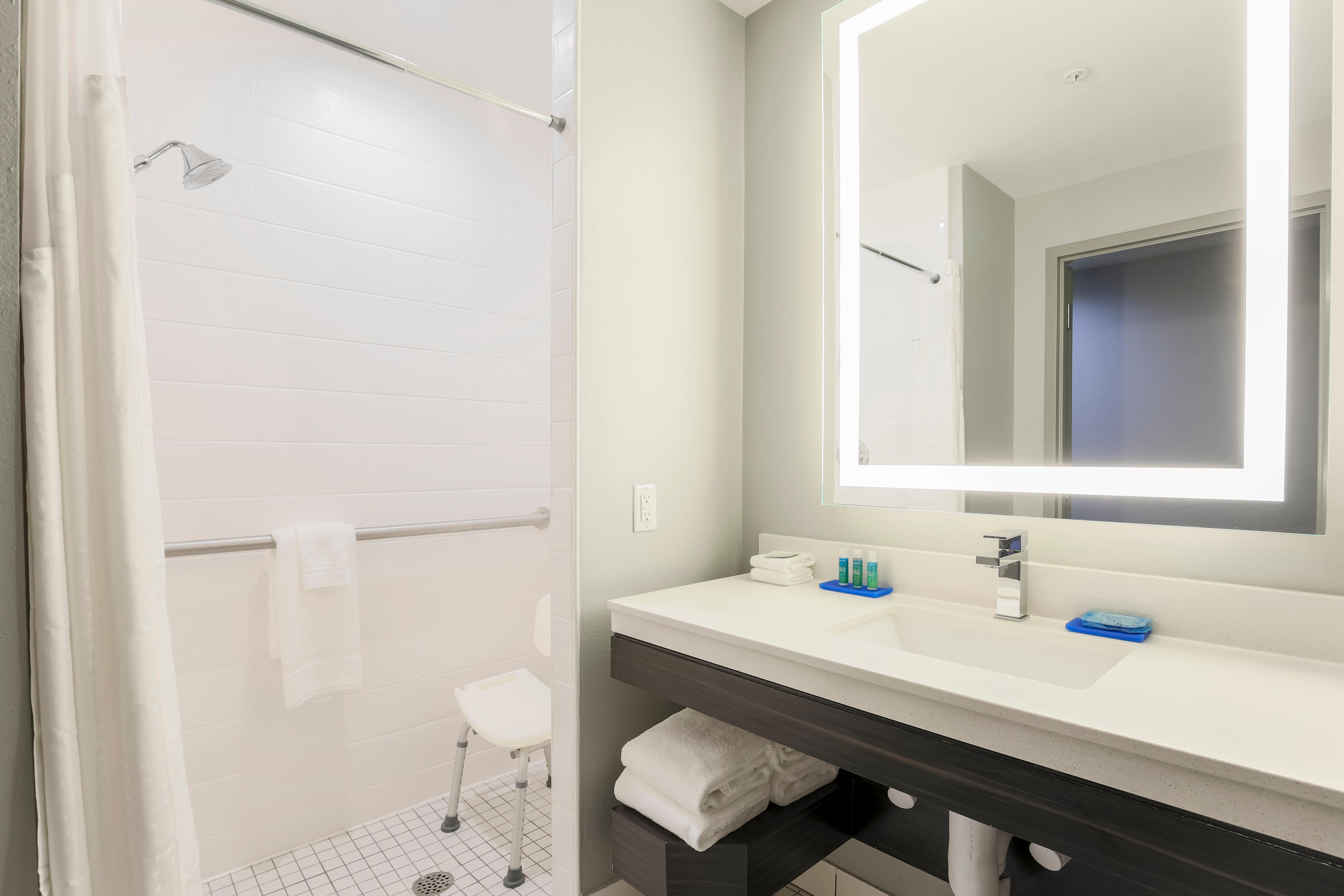 Hotel Express & - Hobby Airport Area By Ihg 3*