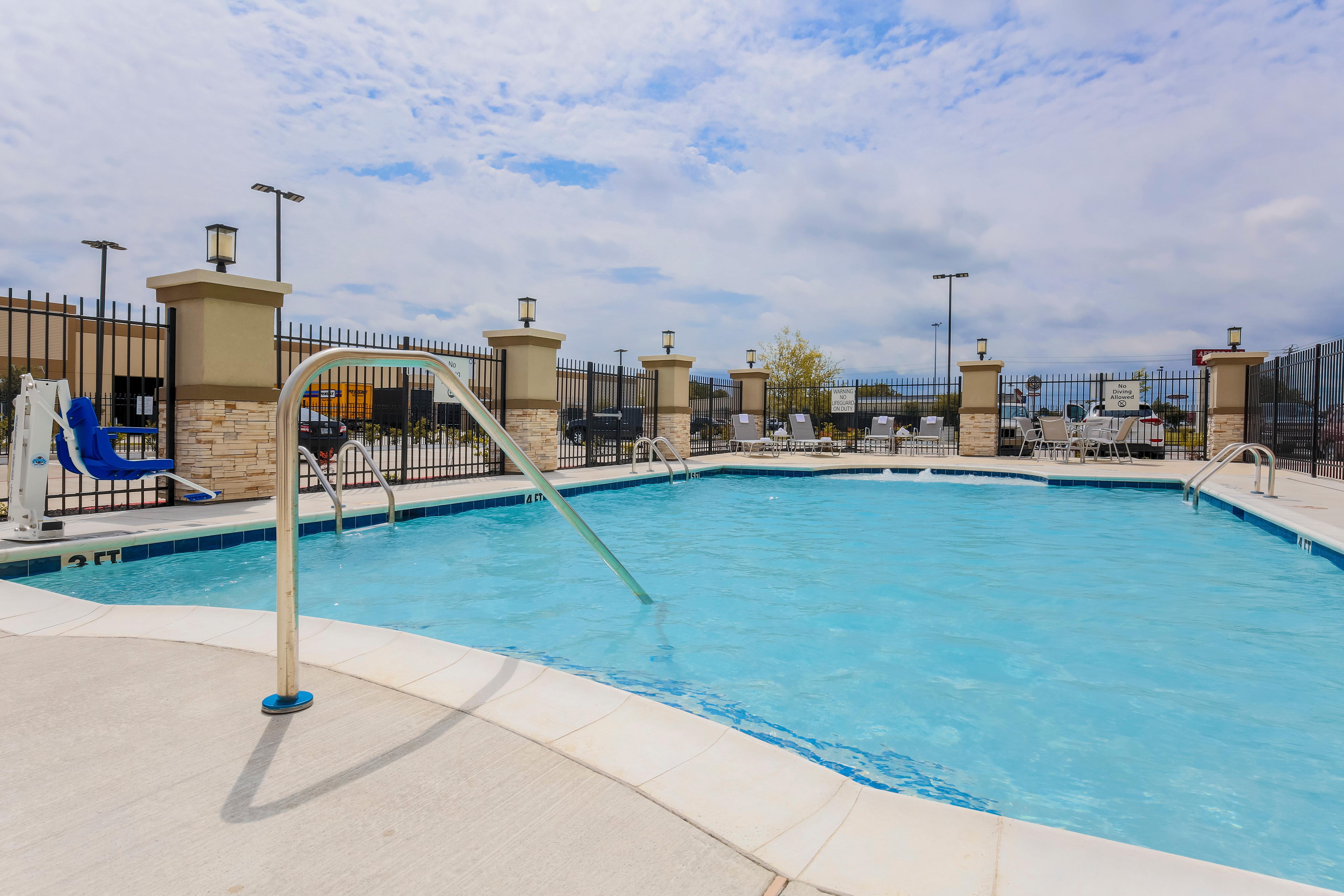 Hotel Express & - Hobby Airport Area By Ihg Houston