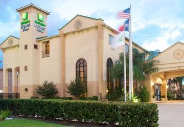 Country & By Radisson, Northwest, Tx Hotel