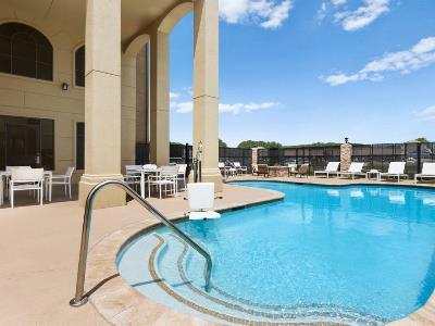 Country & By Radisson, Northwest, Tx