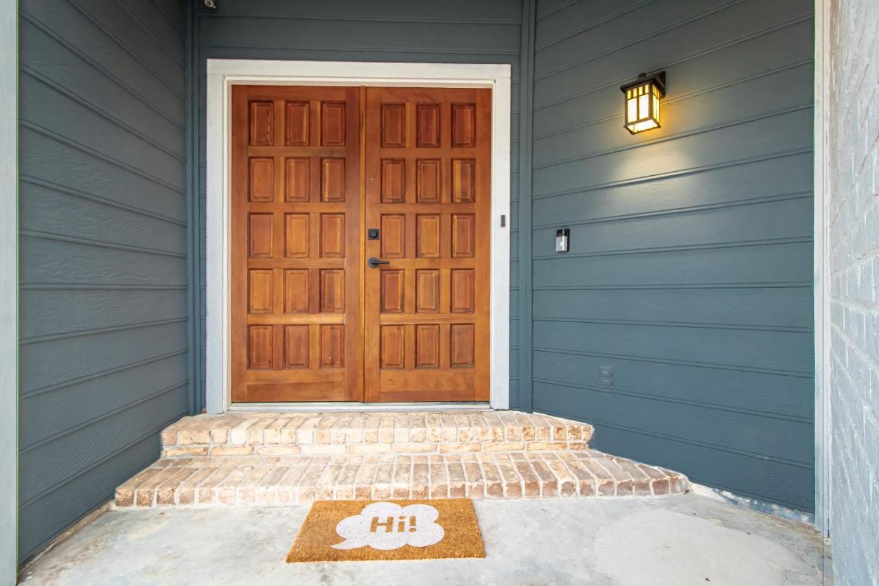 Open Airy Custom Designed - 2kings - Sleeps 14 Holiday home Houston