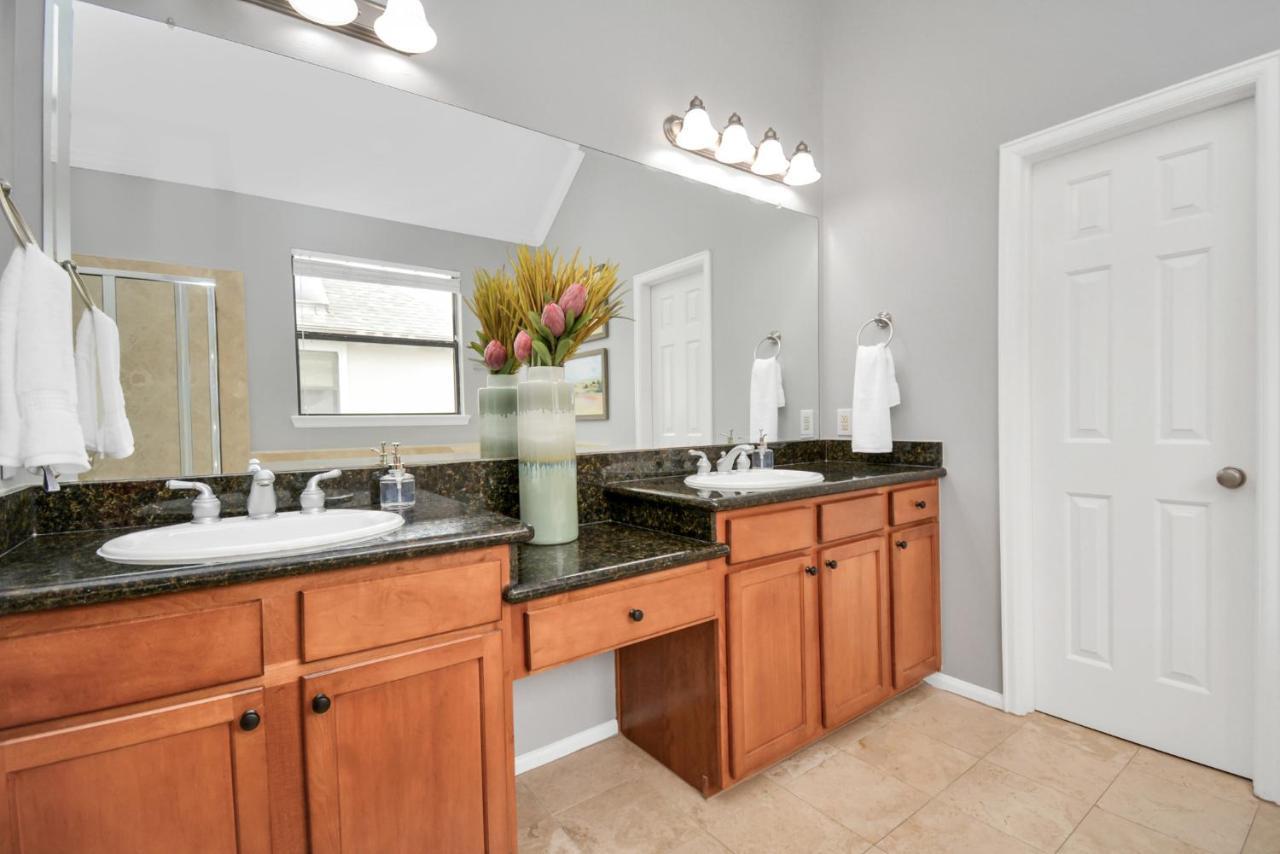 Holiday home 3br 3ba Upscale Luxury In The Heights Houston