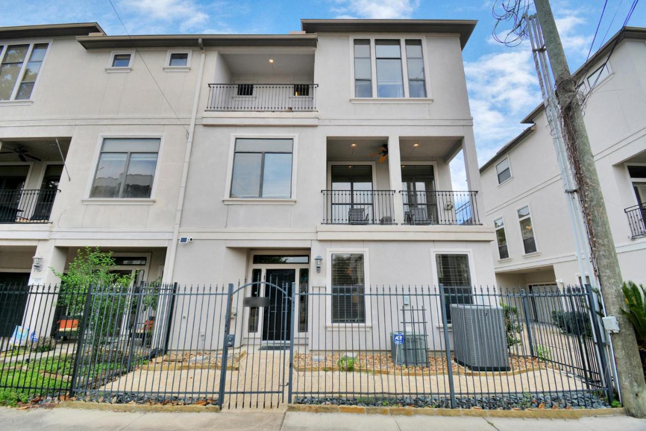 3br 3ba Upscale Luxury In The Heights *