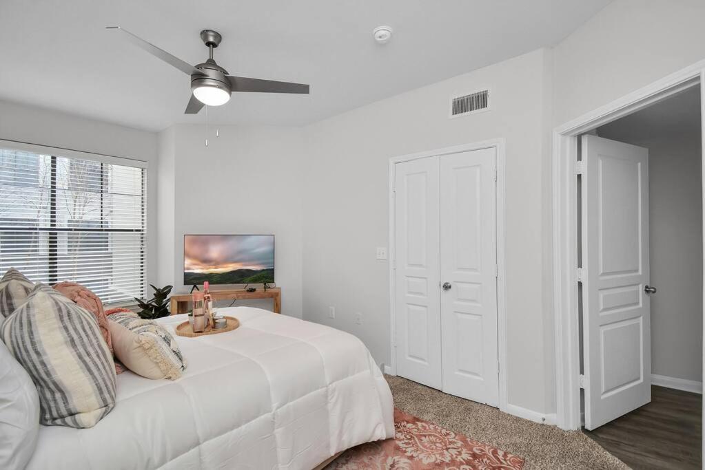 The Bohemian Escape Near Rice Village In Houston! Apartment *