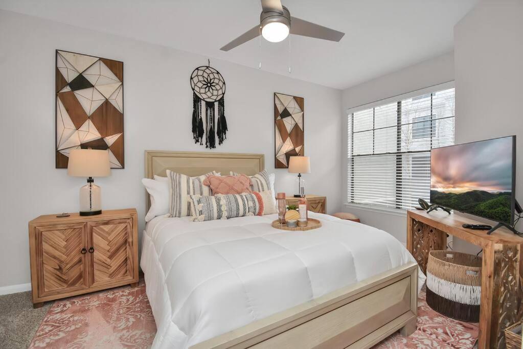 Apartment The Bohemian Escape Near Rice Village In Houston!
