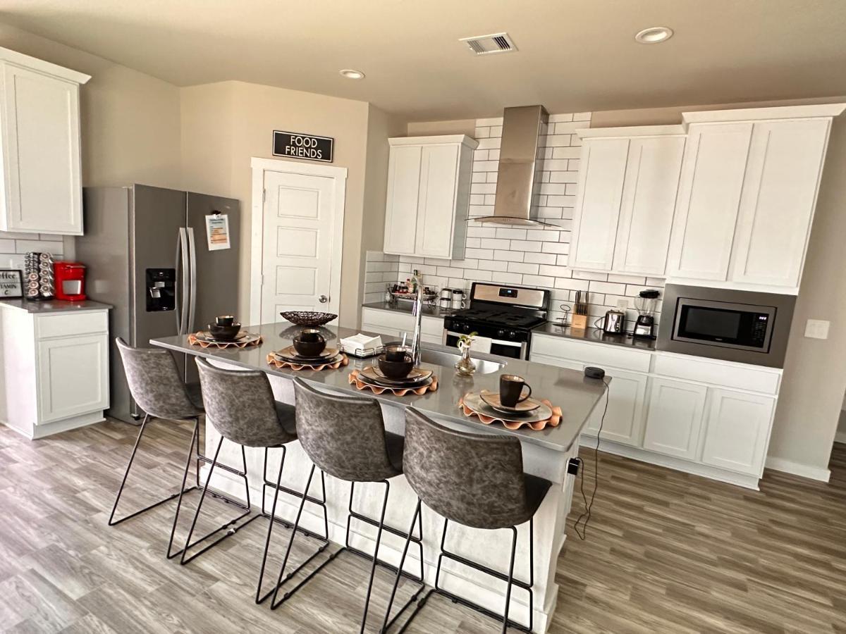 Luxurious 3 Bed Near Medical Center Houston