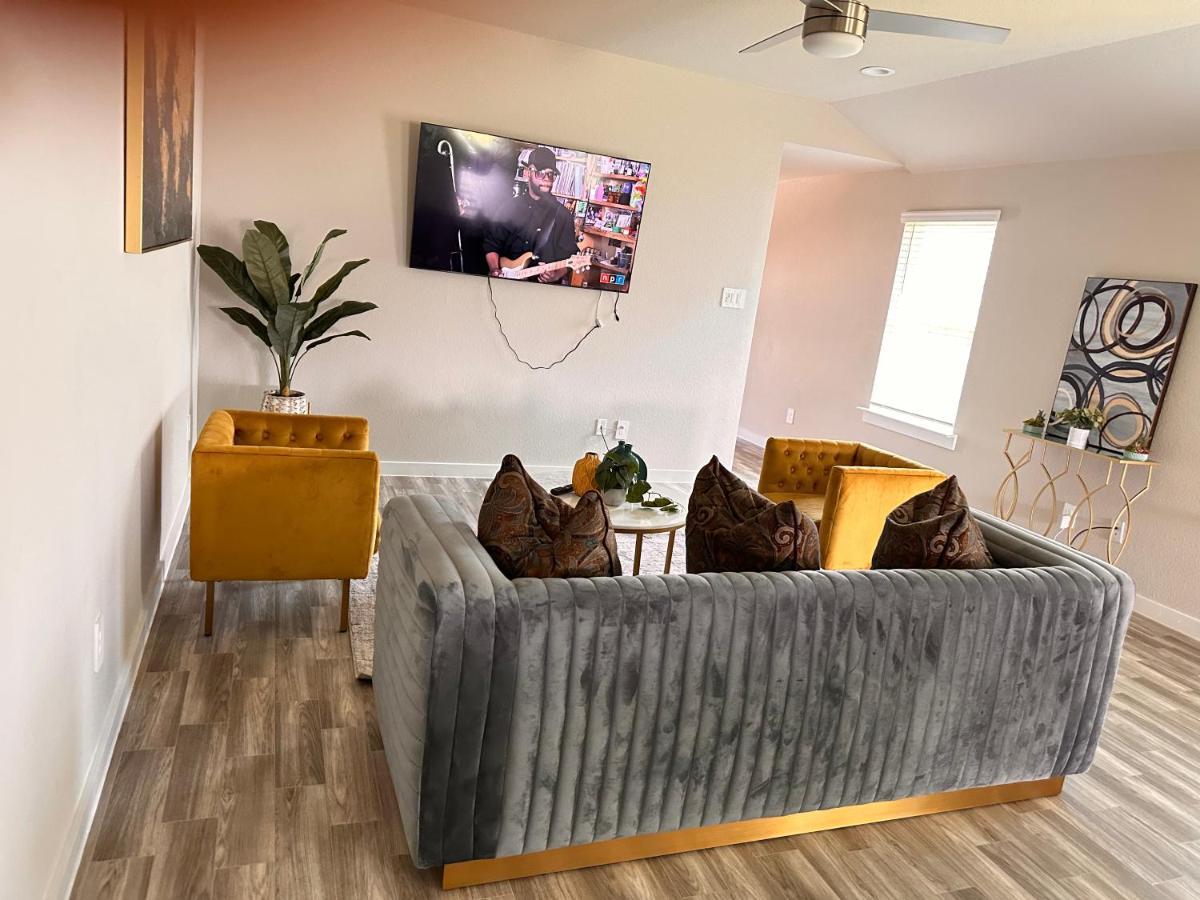 Luxurious 3 Bed Near Medical Center Holiday home Houston