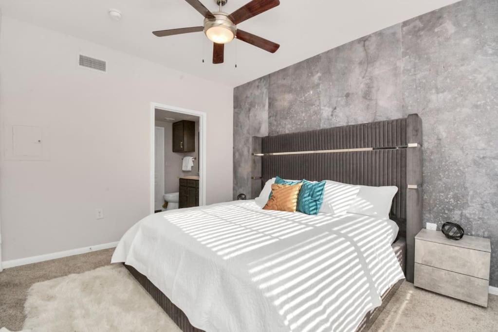 Luxury 1br ,nrg ,downtown ,med Center,galleria * Houston