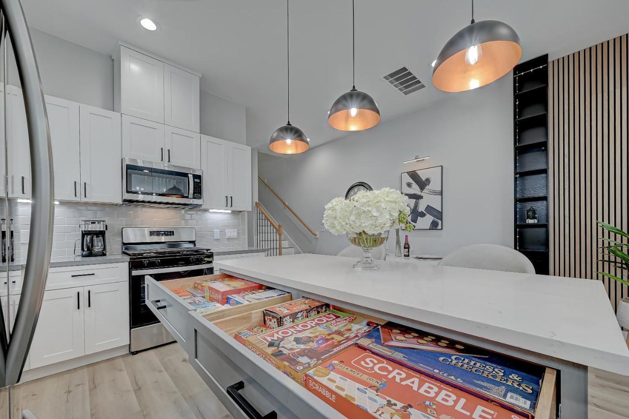Elegant 3br Haven- Games, Luxury & Lush Garden Houston